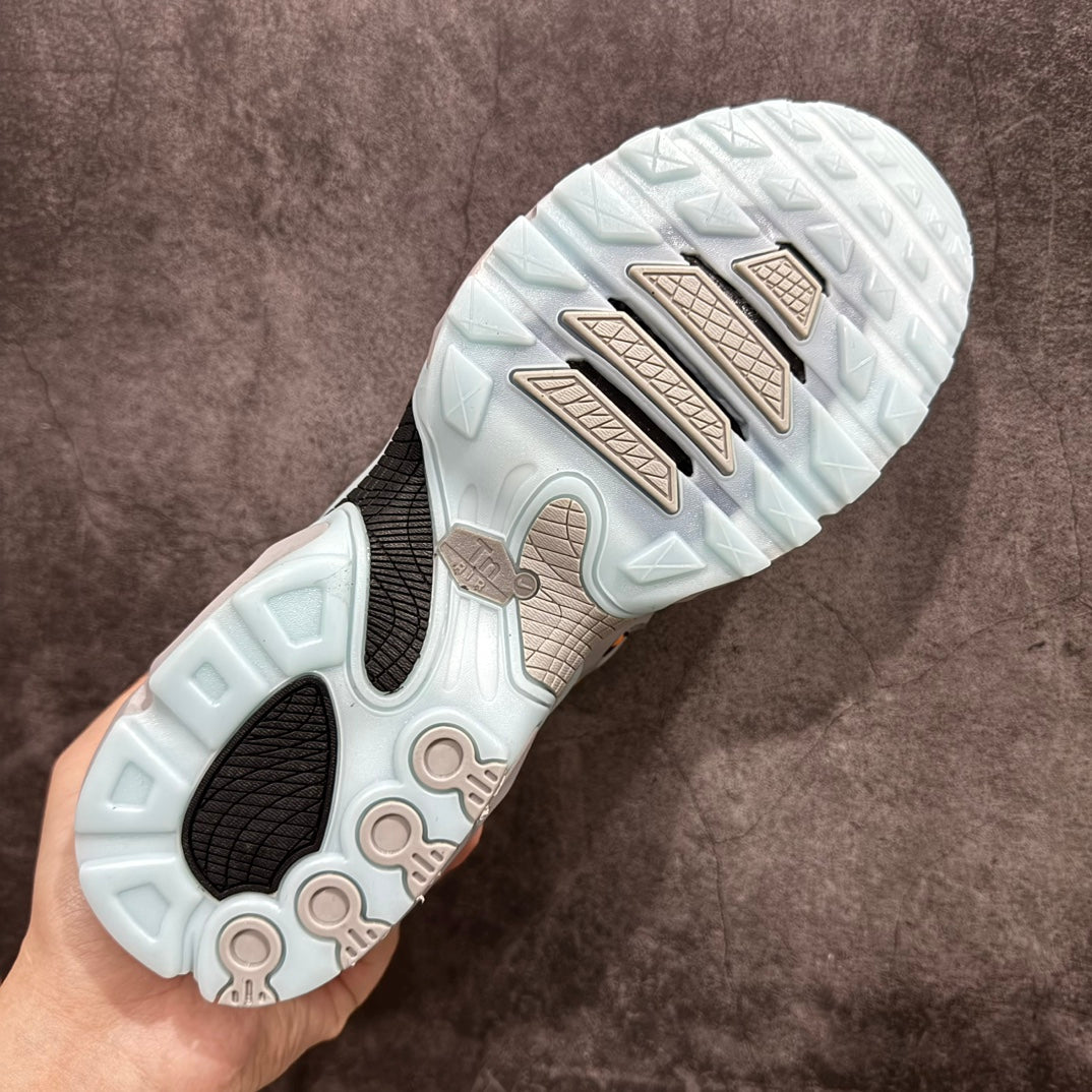 NIKE TN Air Max Plus Drift