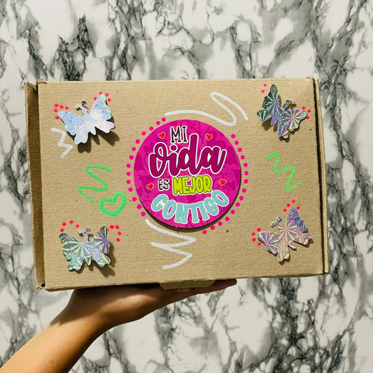 CAJA DECORADA PARA REGALO